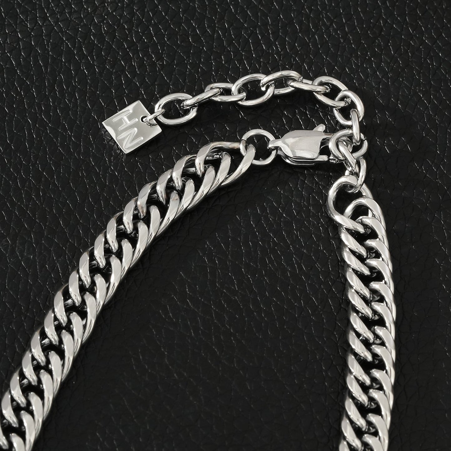 Chunky Chain in Silver for Women or Men - Evolve Supply Co. Evolve Supply Co.
