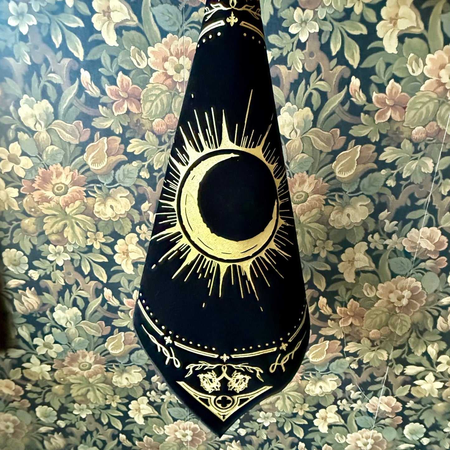 Eclipsa Altar Cloths - Evolve Supply Co. Evolve Supply Co.