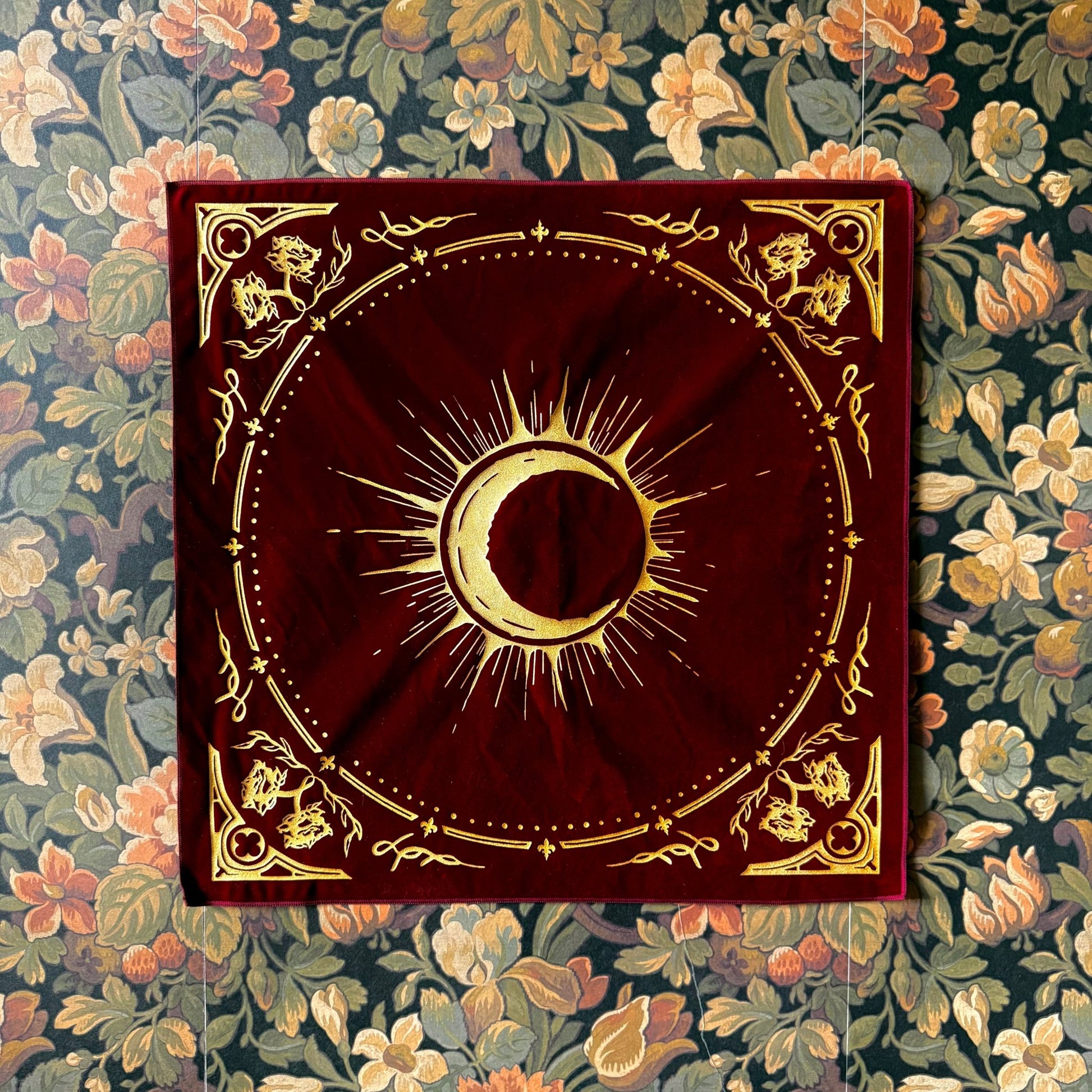 Eclipsa Altar Cloths - Evolve Supply Co. Evolve Supply Co.