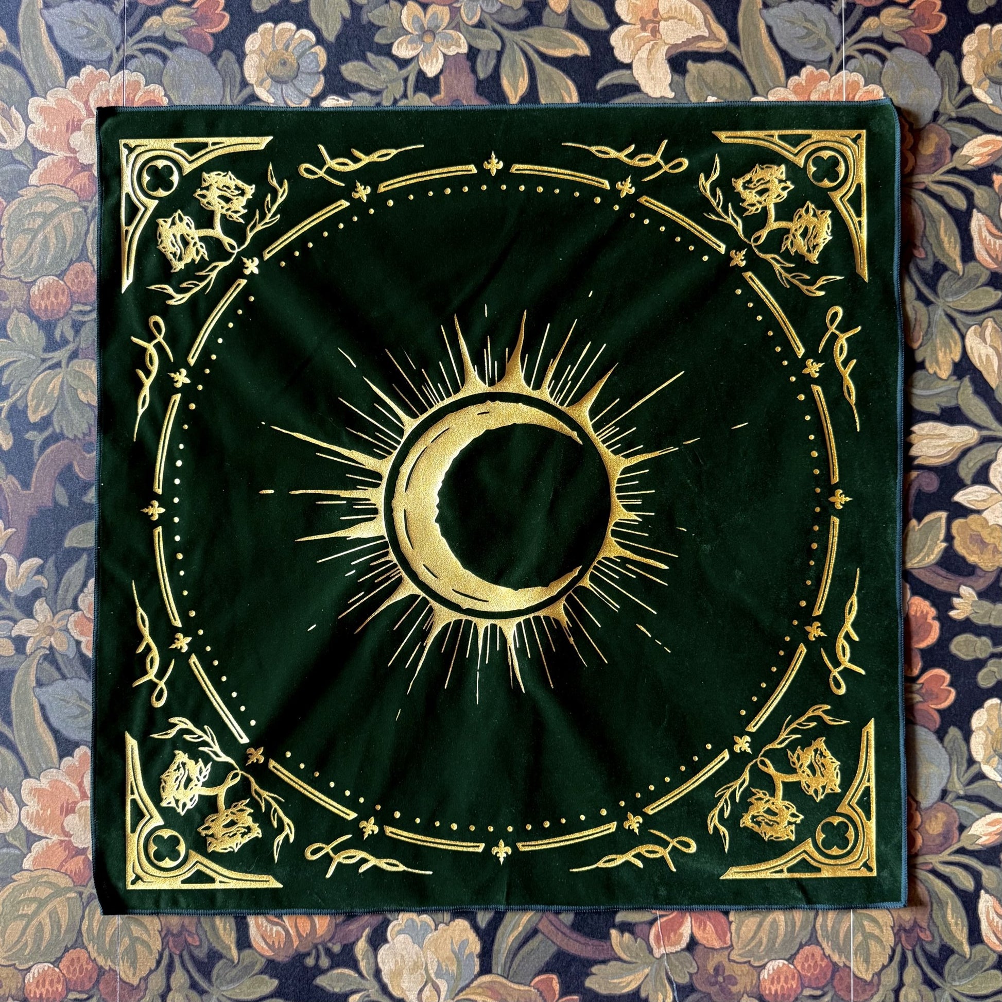 Eclipsa Altar Cloths - Evolve Supply Co. Evolve Supply Co.