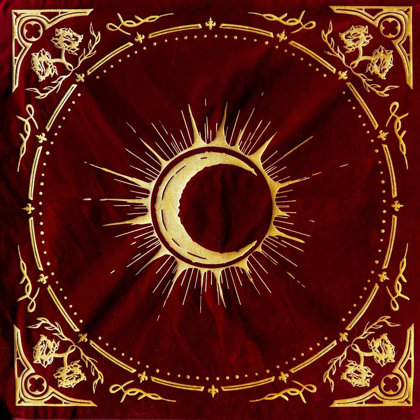 Eclipsa Altar Cloths - Evolve Supply Co. Evolve Supply Co.