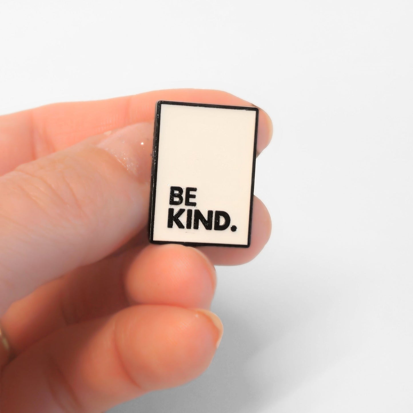 Sei freundlich | Sammler-Pin