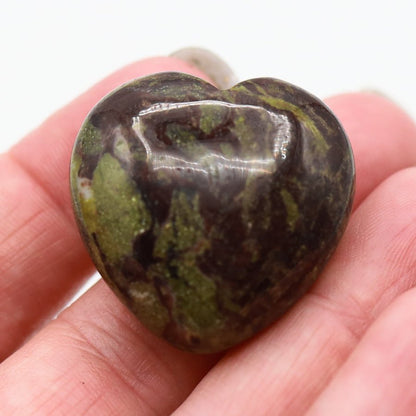 Small Heart Carvings - Evolve Supply Co. Evolve Supply Co.