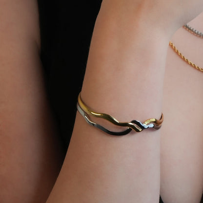FREDRIKA: Mixed Metals Abstract Geometric - Chic Bracelet - Evolve Supply Co. Evolve Supply Co.