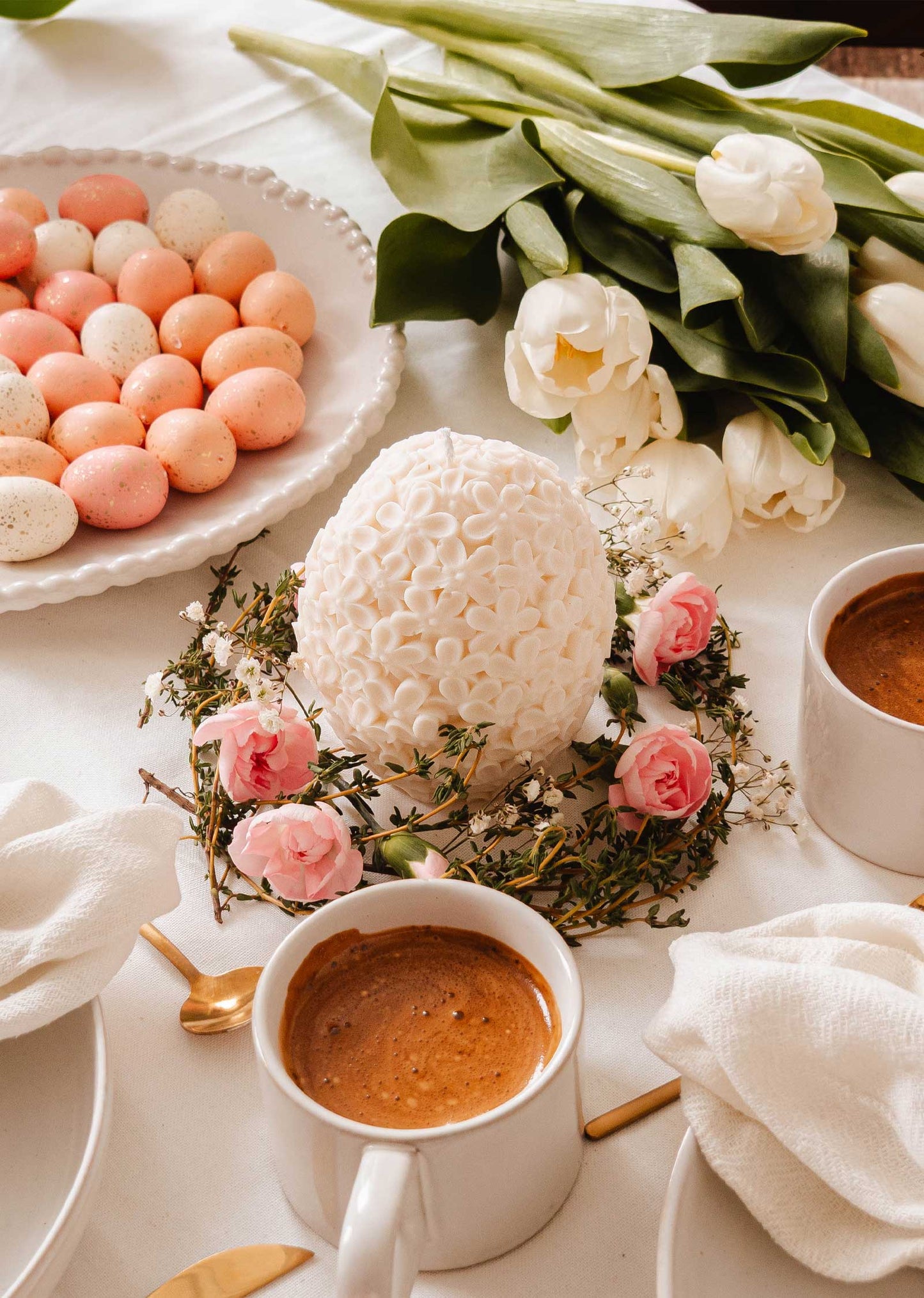 The Floral Egg - Decorative Candle - Evolve Supply Co. Evolve Supply Co.