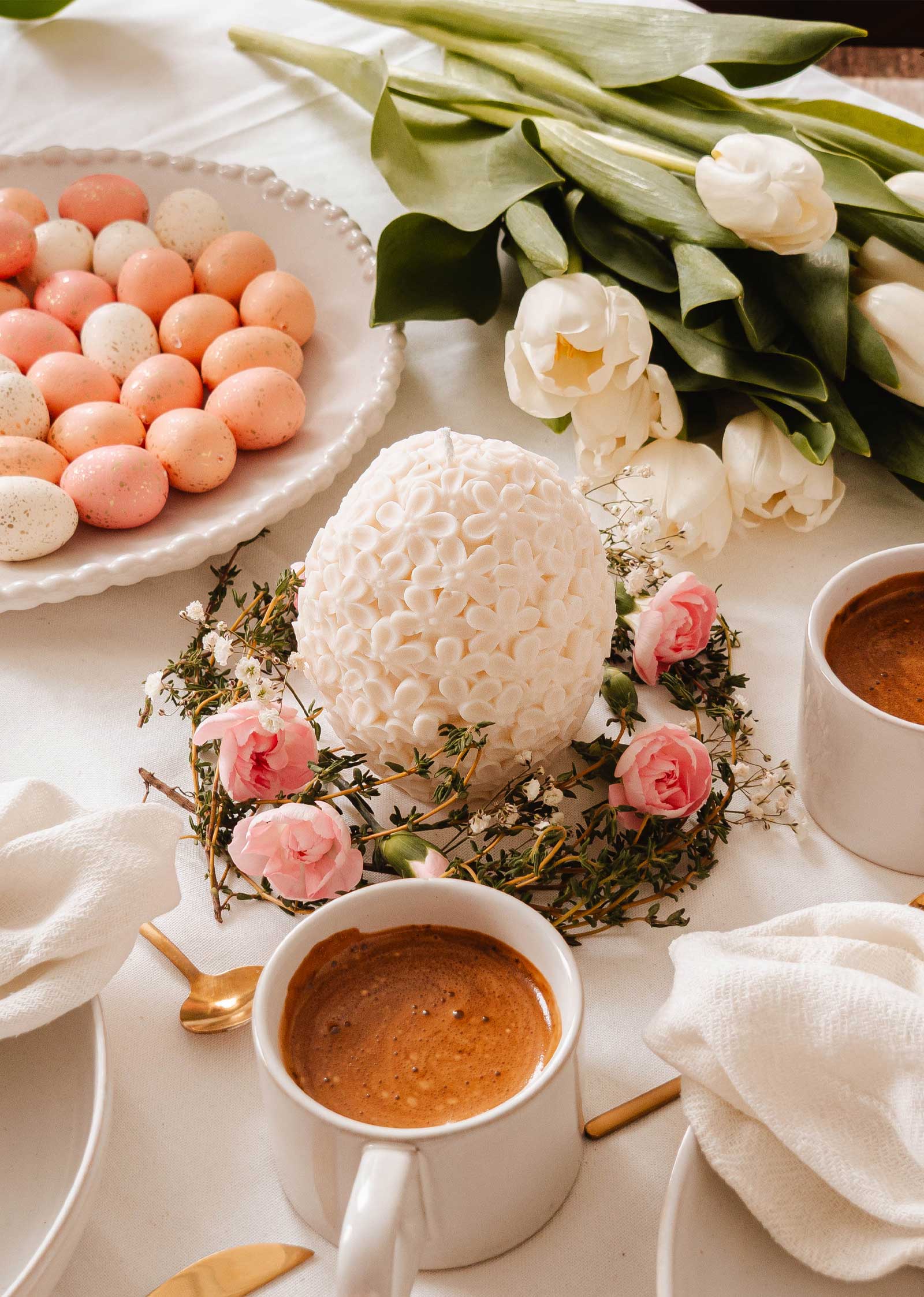 The Floral Egg - Decorative Candle - Evolve Supply Co. Evolve Supply Co.